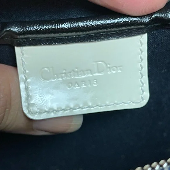 Authentic vintage Dior mini accesory pouch (HK30) - Picture 14 of 16